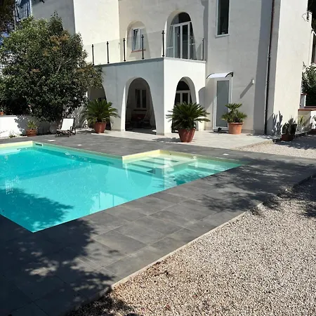 Villa Grasta, Nuova Esclusiva Con Piscina *