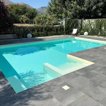 Villa Grasta, Nuova Esclusiva Con Piscina *